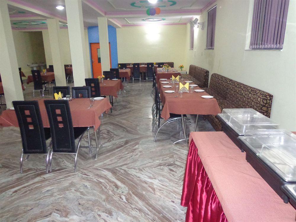 Hotel Om International Бодх-Гая Екстер'єр фото